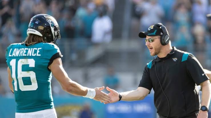 Reporte: Los Dolphins Van A Contratar Al Ex OC Darrell Bevell Como El ...